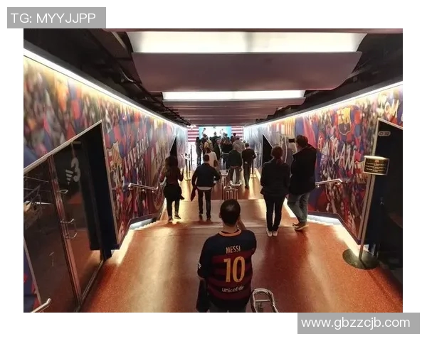 当足球巨星在球场球员通道意外相遇彼此目光交汇瞬间的独特故事